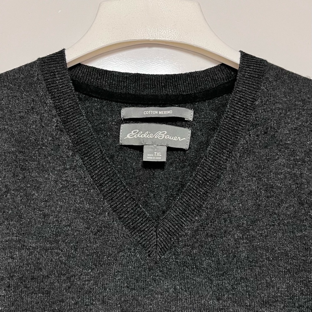 Eddie Bauer Sweater Mens XLT Cotton Merino Wool Gray Vneck Classic Preppy - Picture 3 of 10